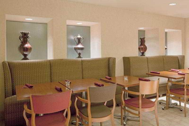 Four Points By Sheraton Boston Newton Exterior foto